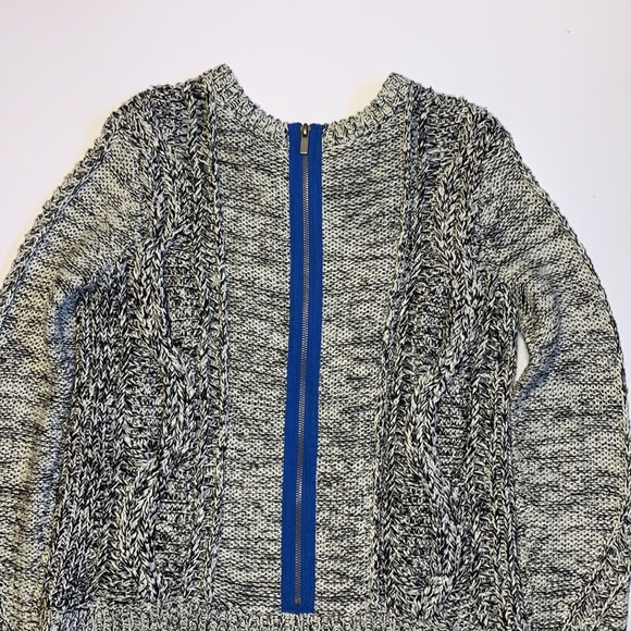 Diane Von Furstenberg Black and White Sweater - Women’s Size Small - Picture 3 of 7